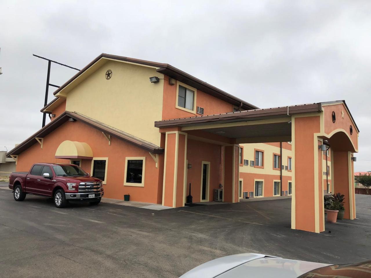 Super 8 By Wyndham Amarillo Hotel Exterior photo